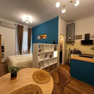 Apartment Regina Ai Navigli - Sky Tv, Wifi And Breakfast Box